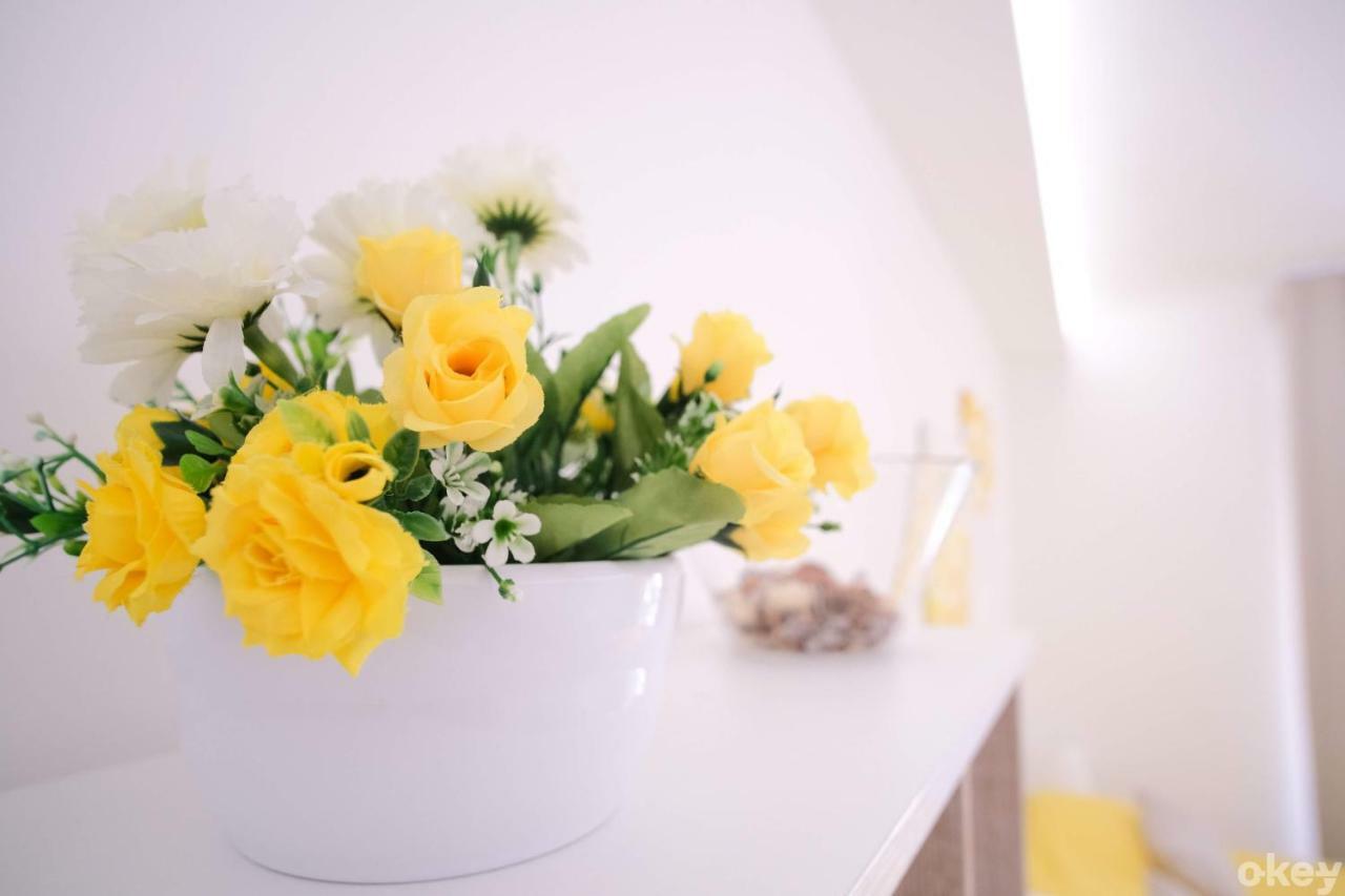 Charme & Chic Studios - Bari Centro Luaran gambar